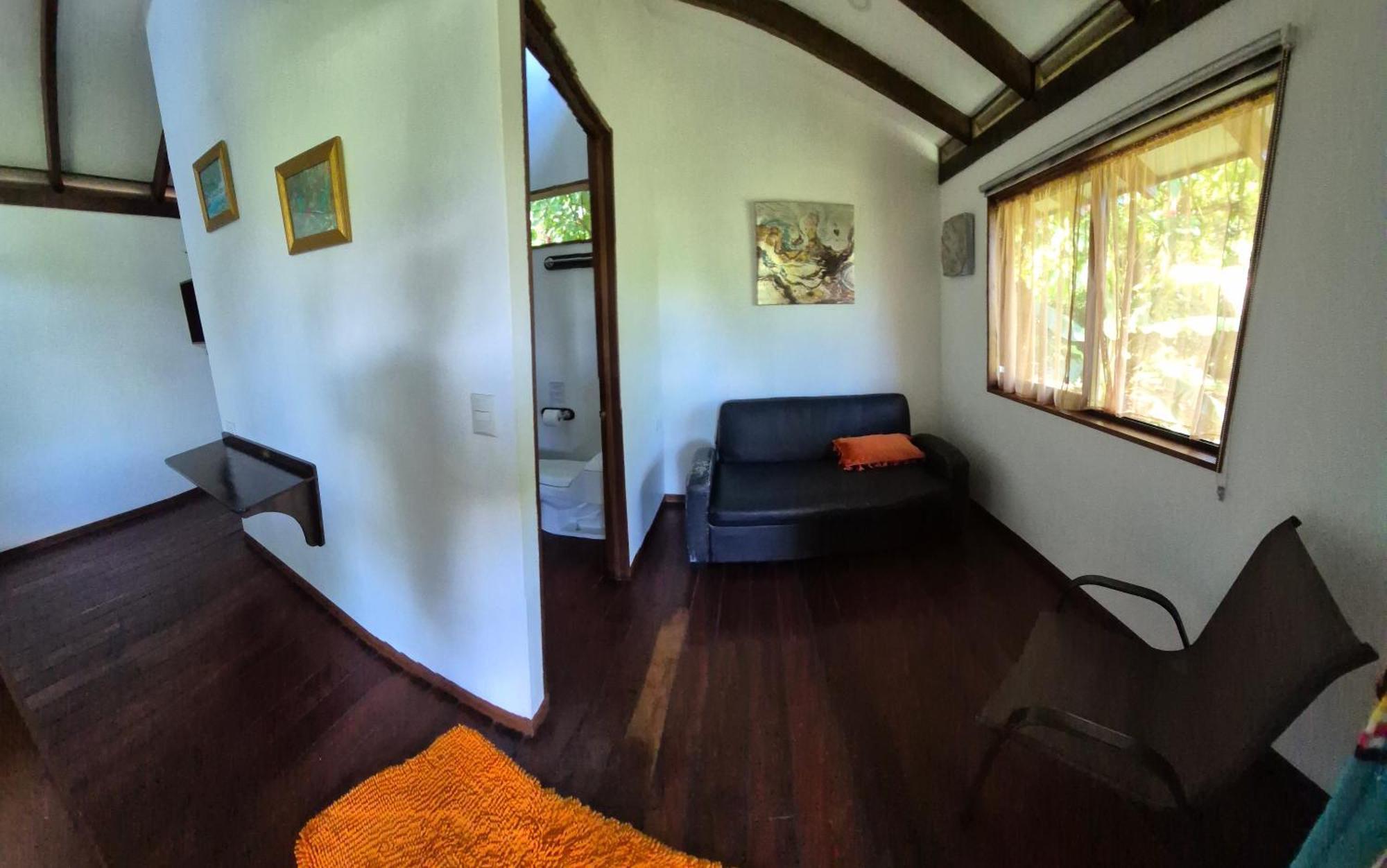 Bed and Breakfast Centro Ananda Guápiles Zewnętrze zdjęcie