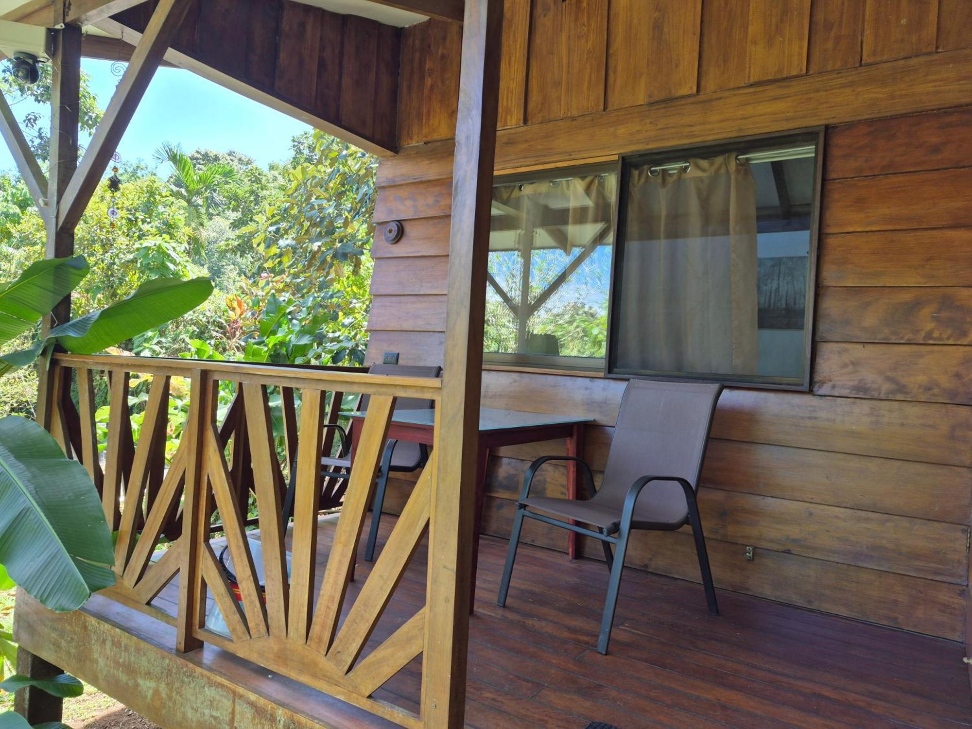 Bed and Breakfast Centro Ananda Guápiles Zewnętrze zdjęcie